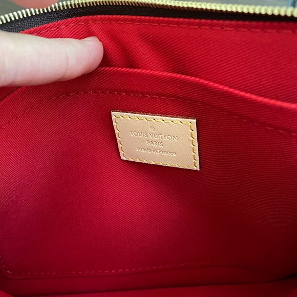 Louis Vuitton Pouch - Picture 3 of 7